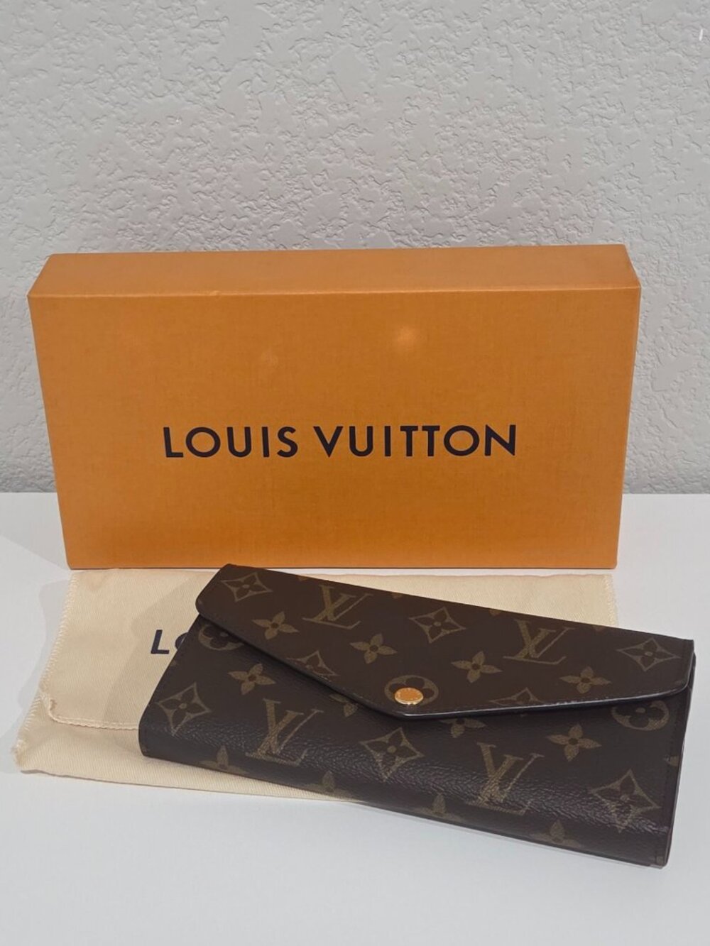 Louis Vuitton Sarah Wallet